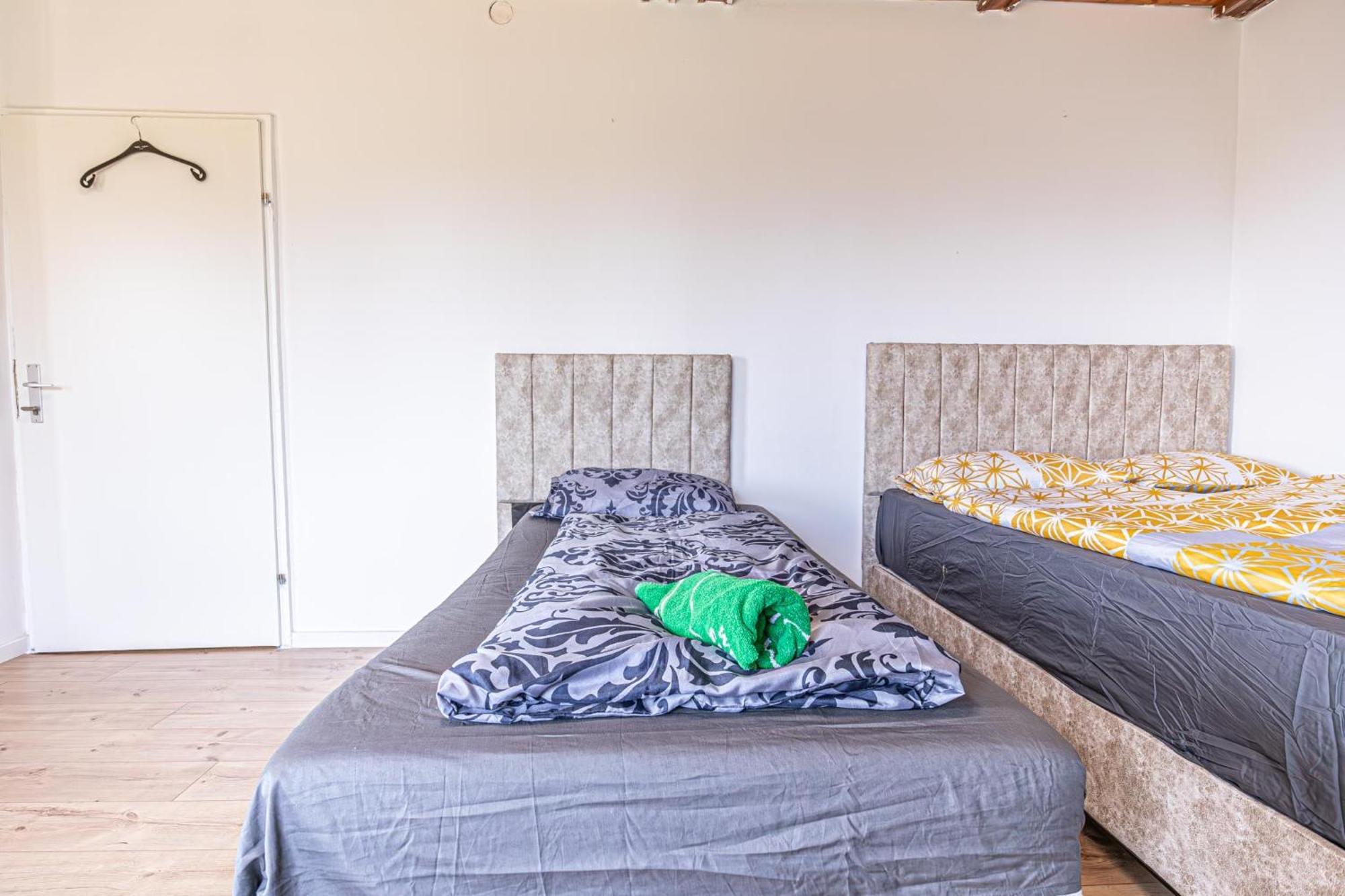 Comfy Rooms In Shared Villa With Terrace And Garden เวียนนา ภายนอก รูปภาพ